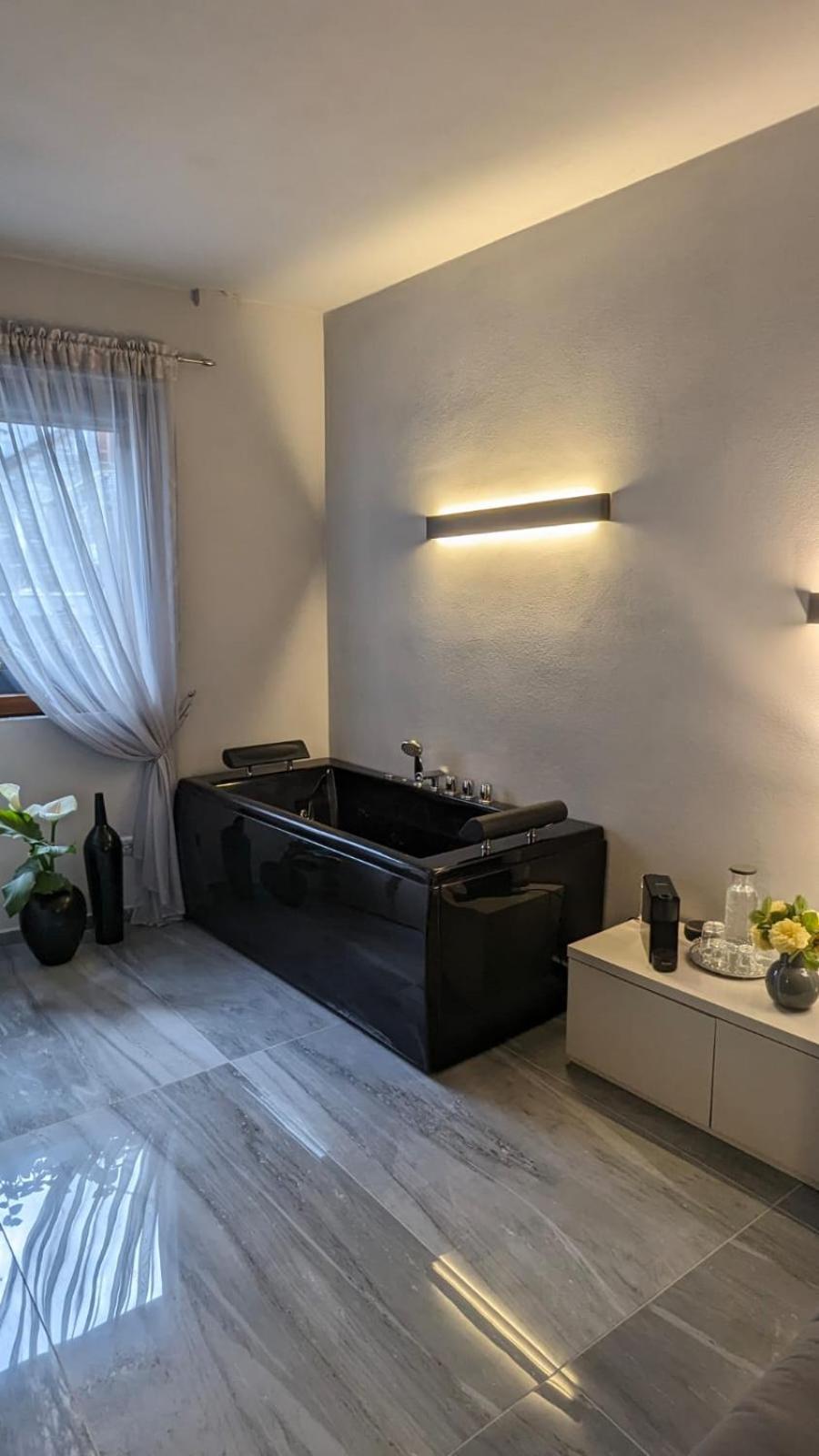 La Via Del Sale Accommodations Holidays Domodossola Ngoại thất bức ảnh
