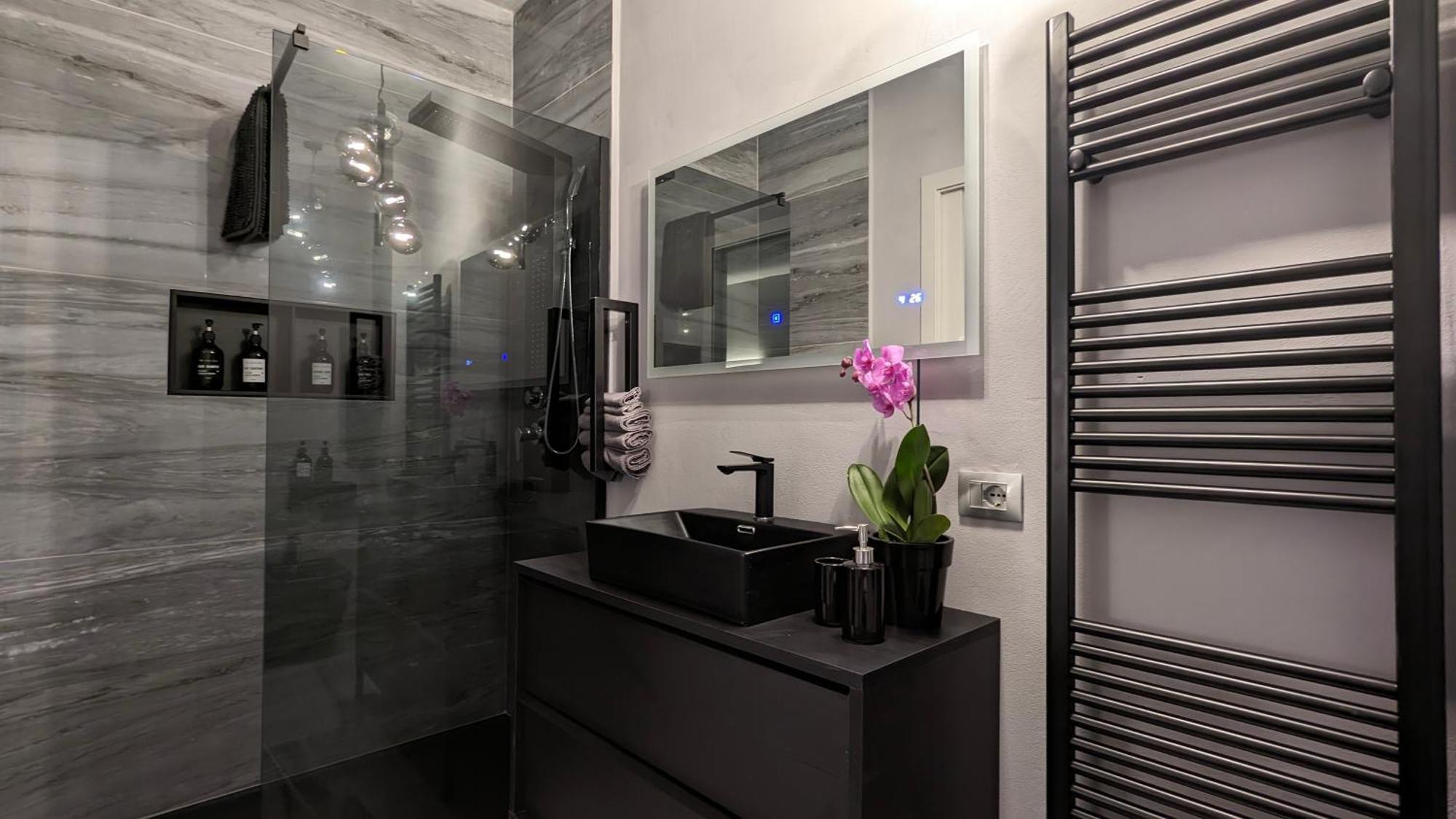 La Via Del Sale Accommodations Holidays Domodossola Ngoại thất bức ảnh