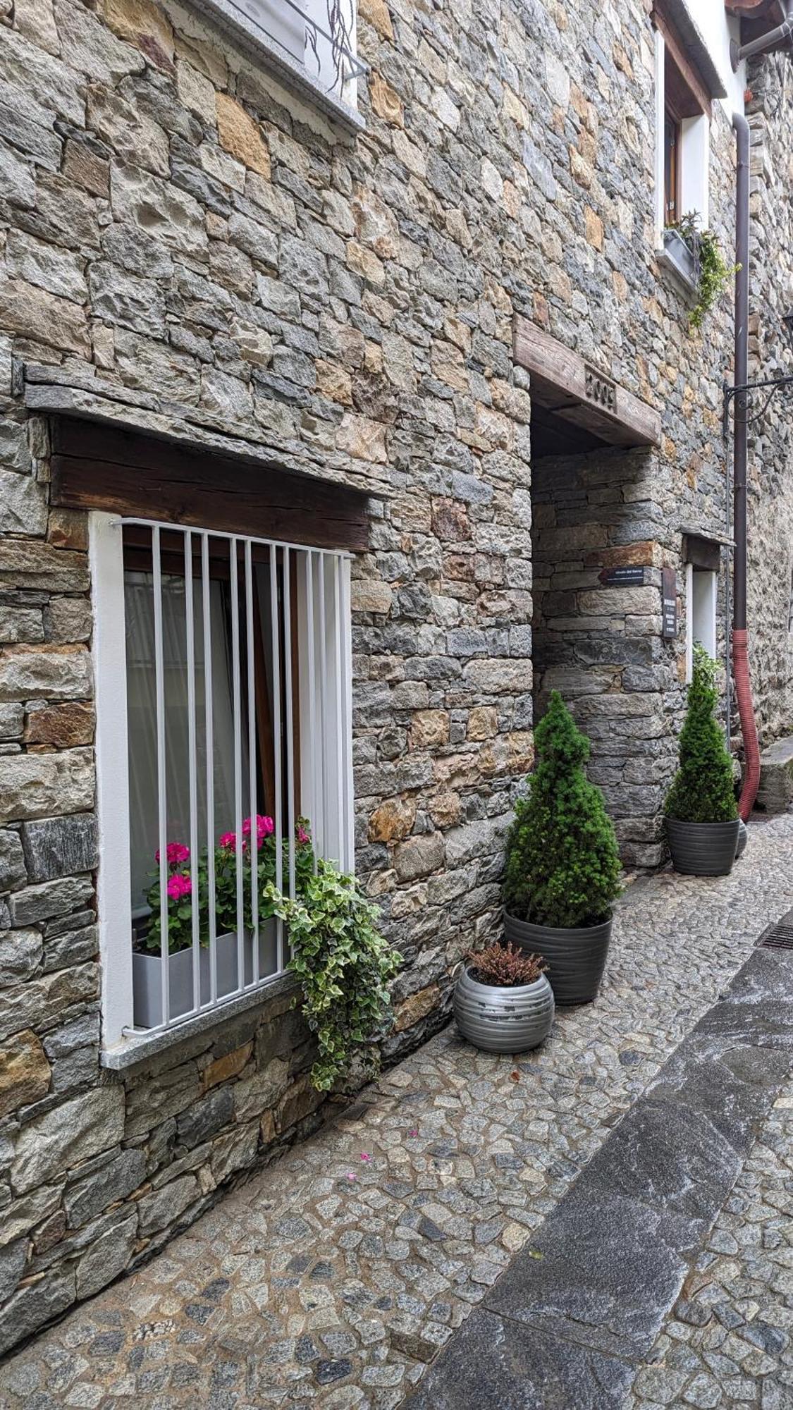 La Via Del Sale Accommodations Holidays Domodossola Ngoại thất bức ảnh